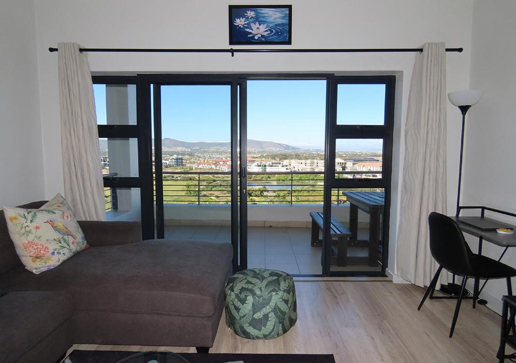 Cape Town Luxury Stays Knightsbridge Luxury Apartment Century City ...