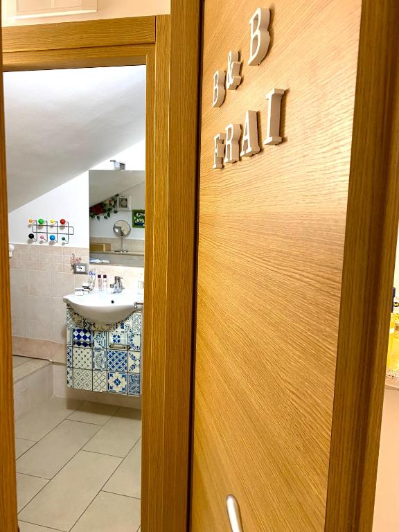 Kuchyň nebo kuchyňský kout v ubytování B&B FRAI