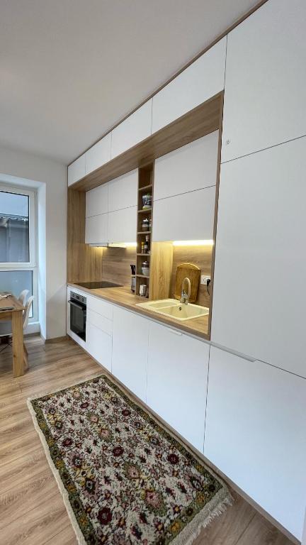 Kuchyň nebo kuchyňský kout v ubytování Murphy's Apartment
