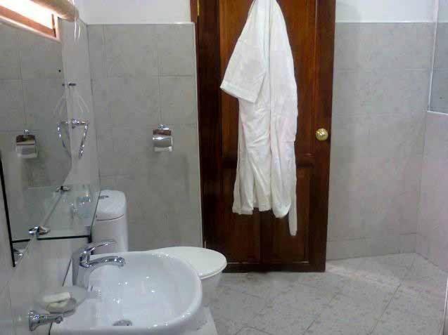 Secrets Guest House tesisinde bir banyo