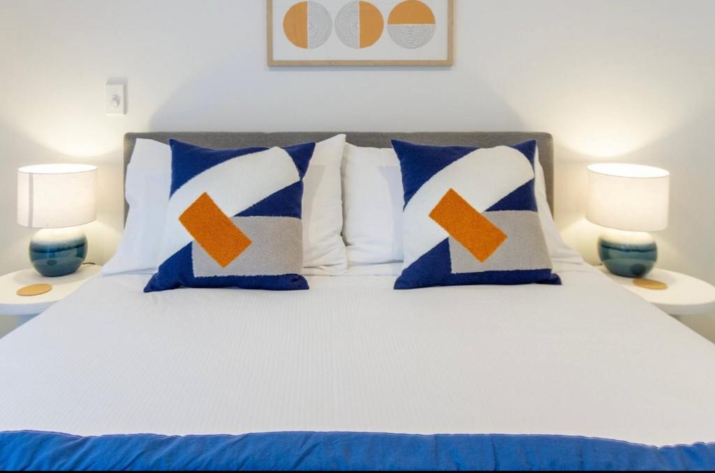 3Mins to Hospital & Hagley Park - Resim 25