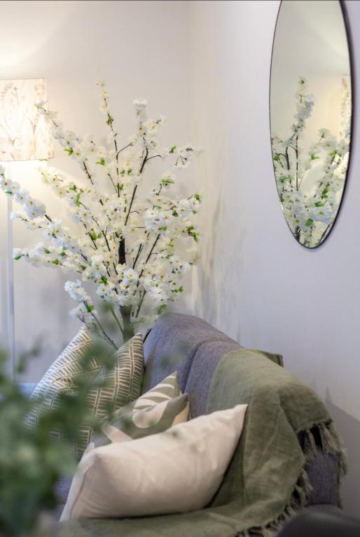 3Mins to Hospital & Hagley Park - Resim 10