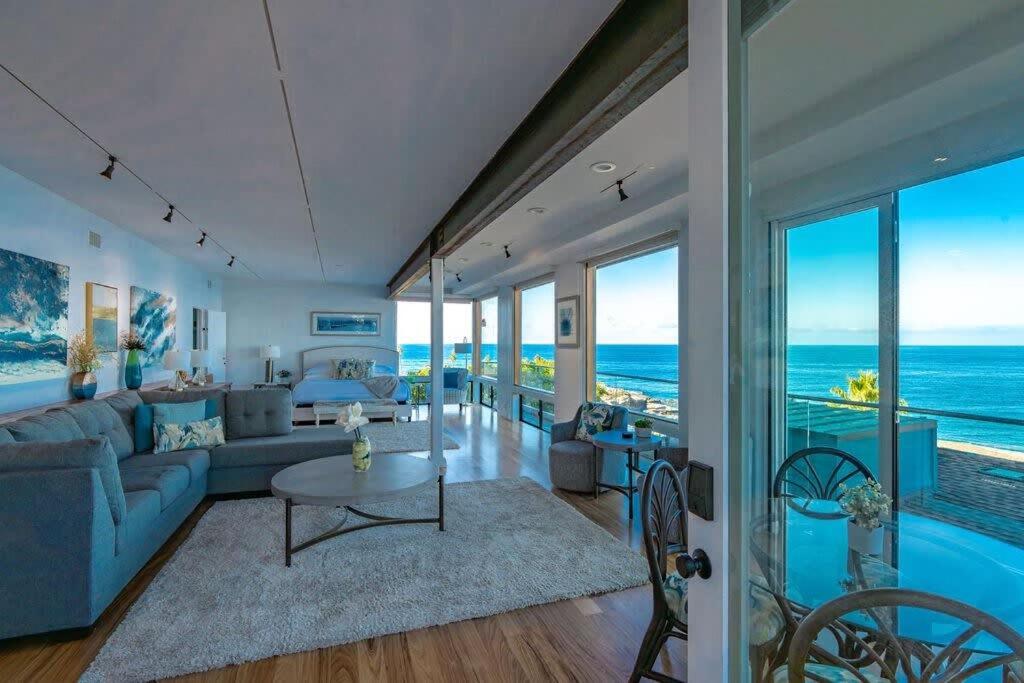 رزرو هتل و هاستل، استودیو Oceanfront در Heart of La Jolla Cove, 09197245267