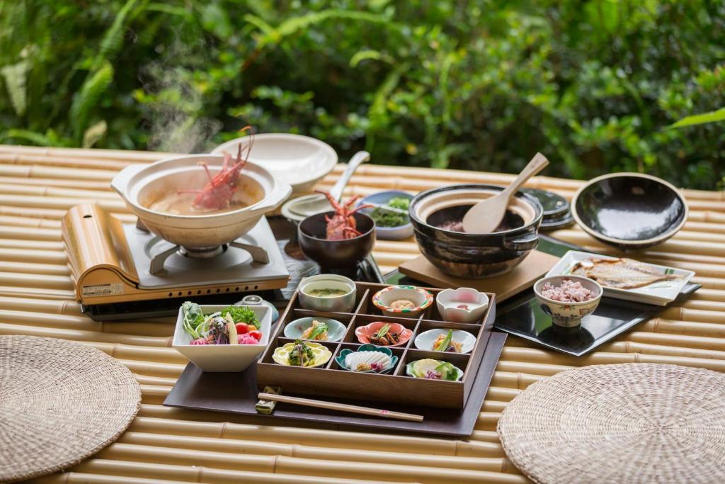 Makanan di atau berdekatan ryokan