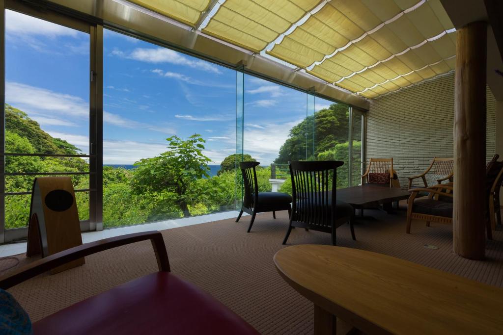 Landskap semula jadi dekat dengan ryokan