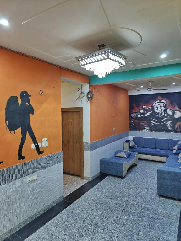 Posezení v ubytování Bedweiser Backpackers Hostel