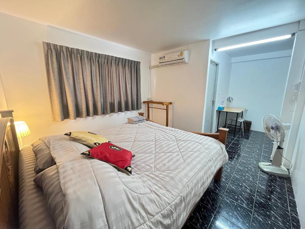 เพชรบูรณ์ แอทโฮม - King Room With Garden View
