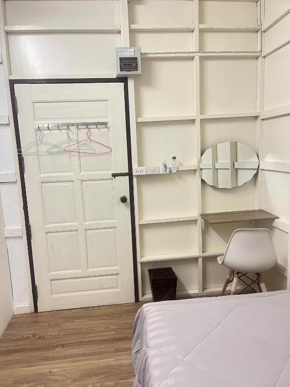 เพชรบูรณ์ แอทโฮม - Single Room