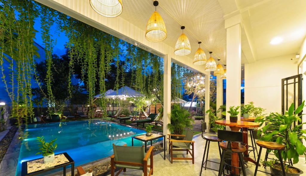 Bazén v ubytování Luna Verde Hotel Hoi An nebo v jeho okolí