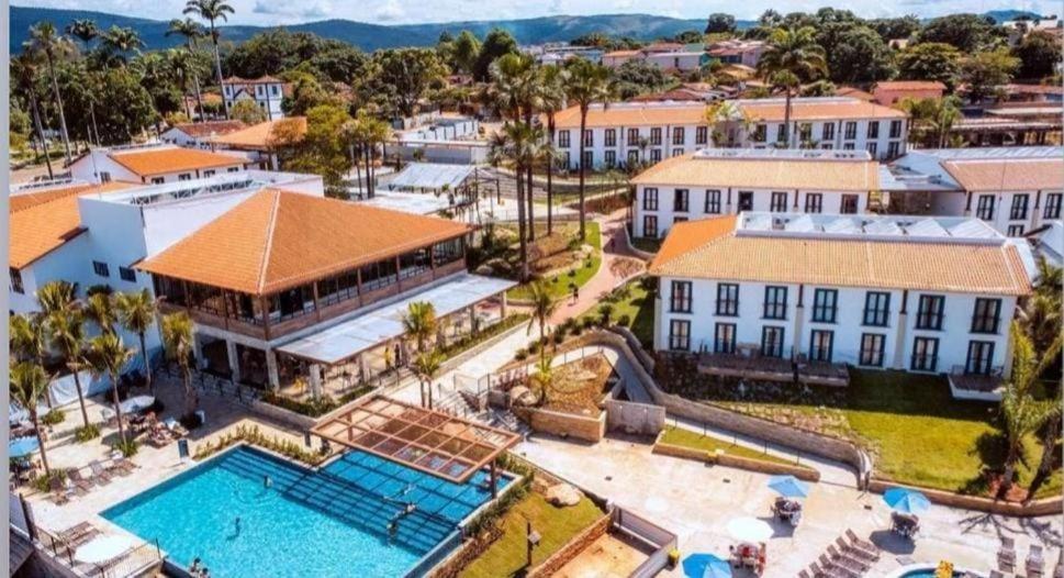 Bazén v ubytování Quinta Santa Bárbara Eco Resort nebo v jeho okolí