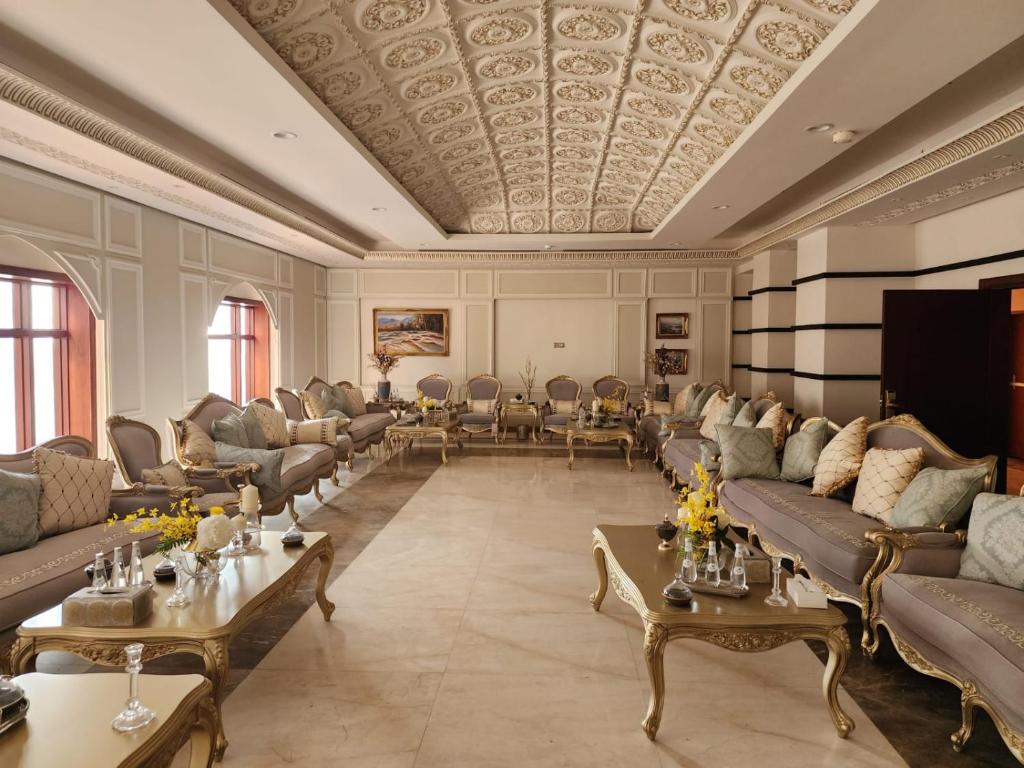 Gallery image of فندق طريق الهجره - Tariq Alhajrih Hotel in Az Zahrāʼ