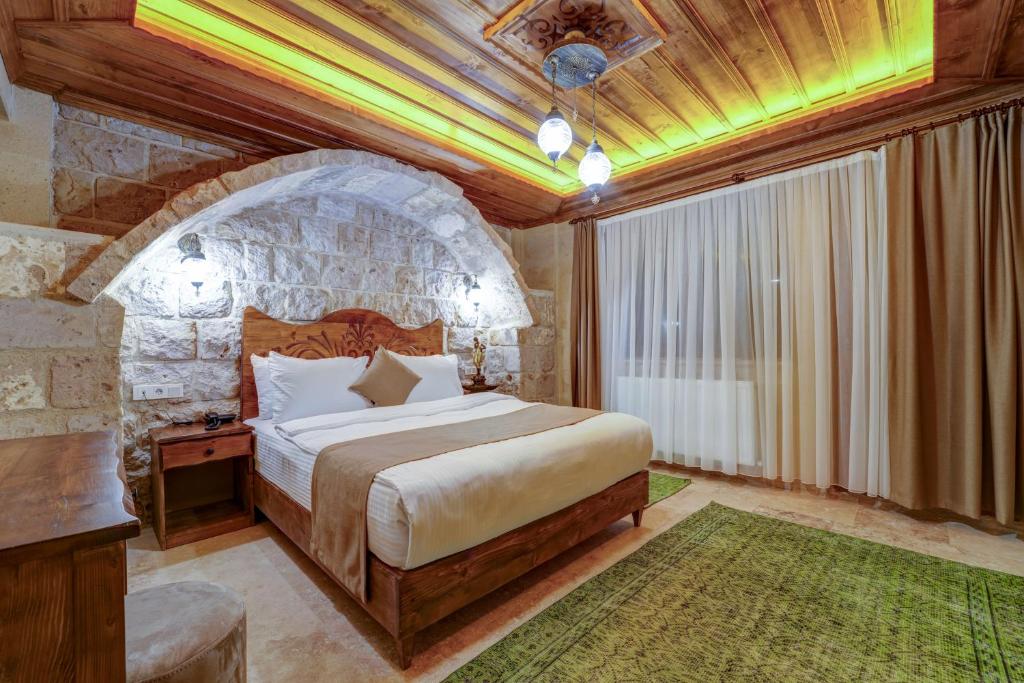 Enjoy Stone Hotel - 1