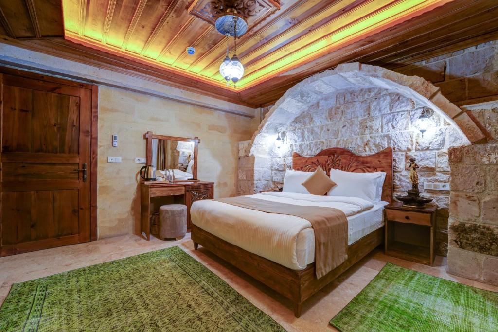 Enjoy Stone Hotel - 2