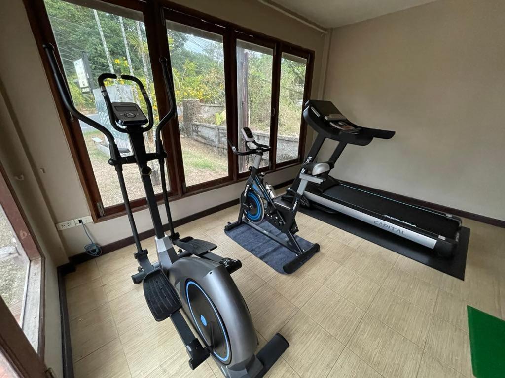 Fitness centrum a/nebo fitness zařízení v ubytování Kohchang Privilege