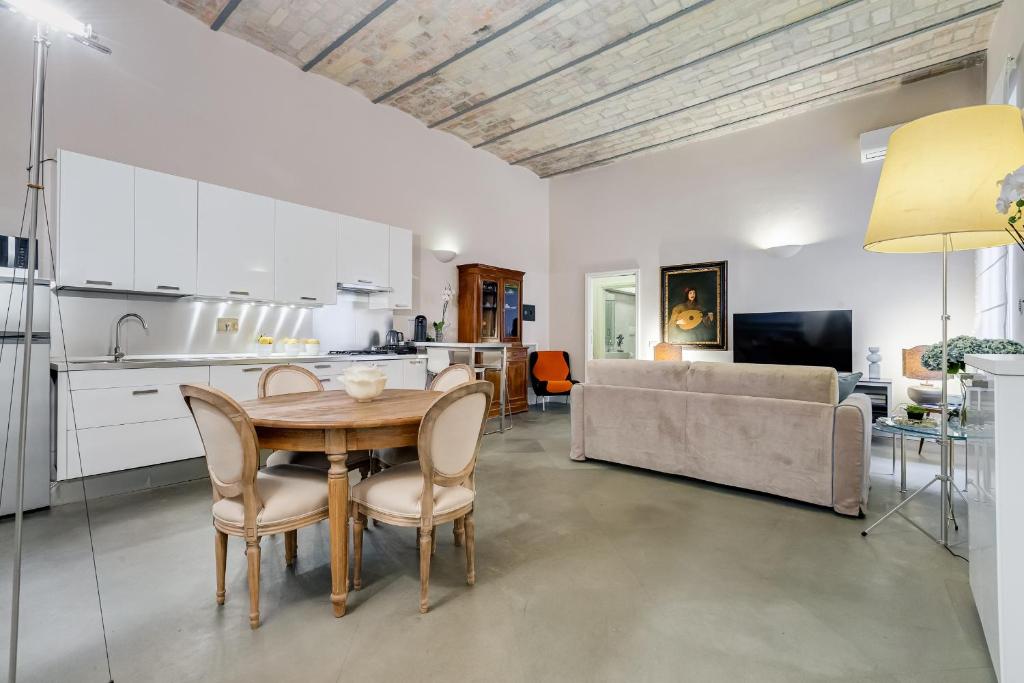 New Suite Barberini Area