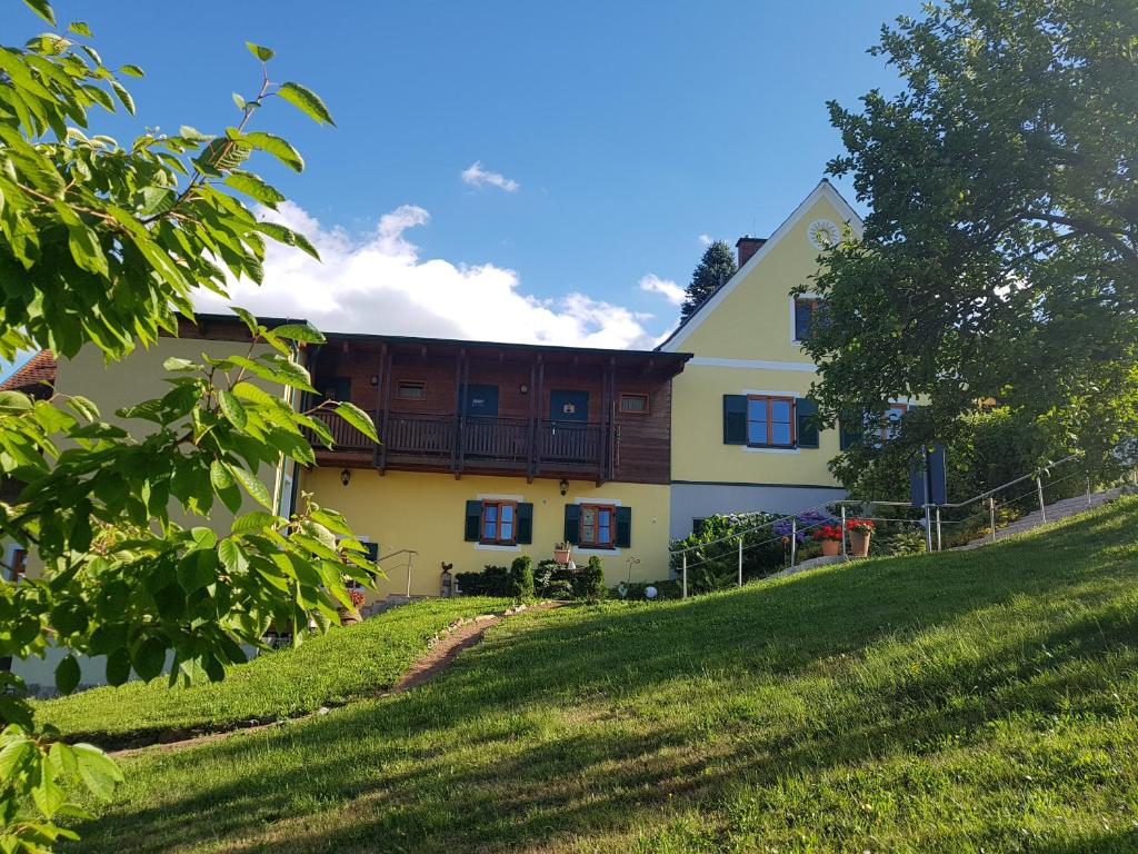 FerienAppartments Landhaus FühlDichWohl - Casa De Seis Dormitorios