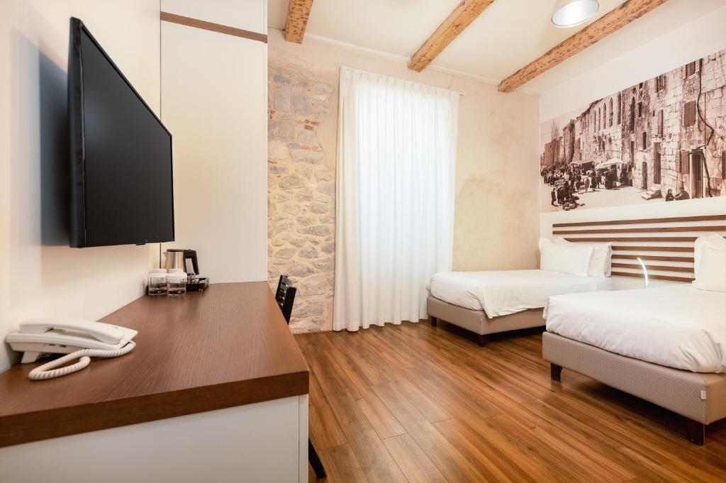 Azur Palace Luxury Rooms - 11