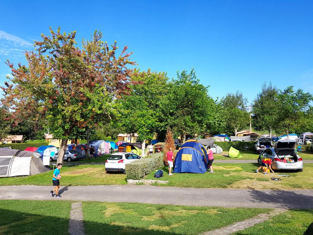 Fotografie z fotogalerie ubytování Camping L´Amuravela v destinaci Cudillero