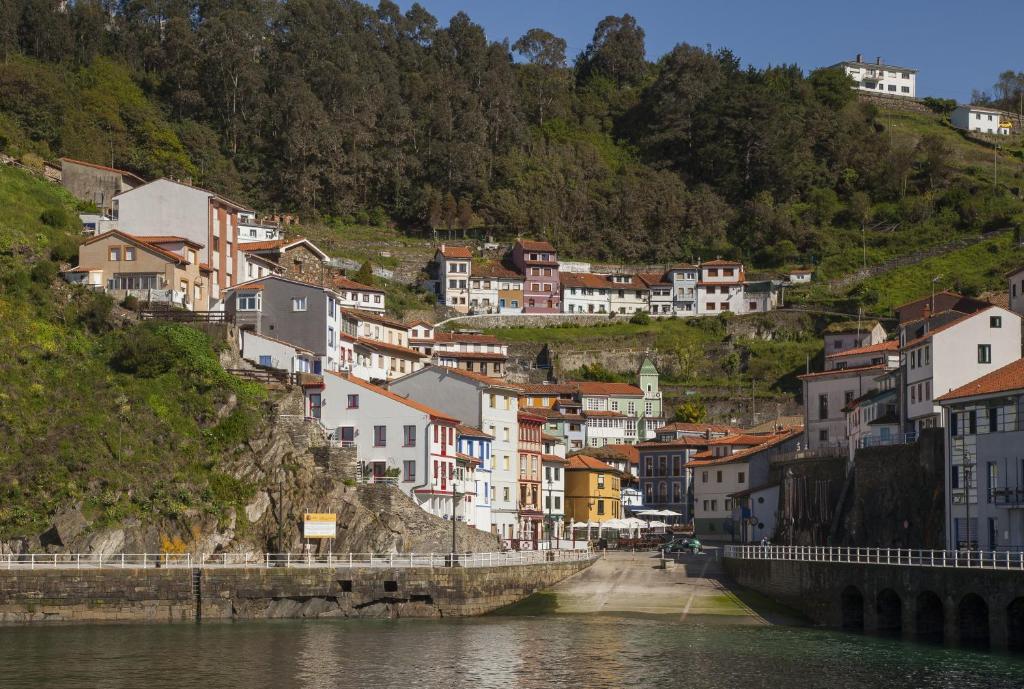 Fotografie z fotogalerie ubytování Camping L´Amuravela v destinaci Cudillero