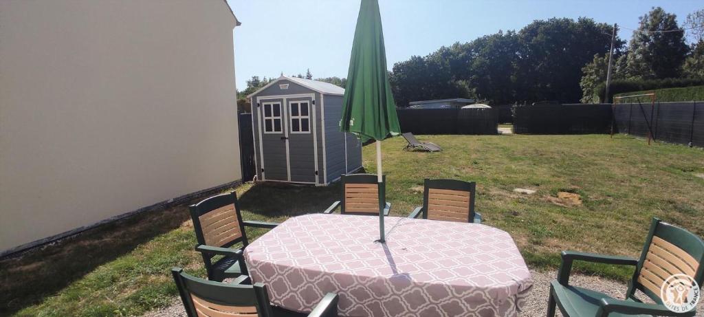 Vonkajšia záhrada v ubytovaní Chez Juline - Gîte Nature et Bien-être