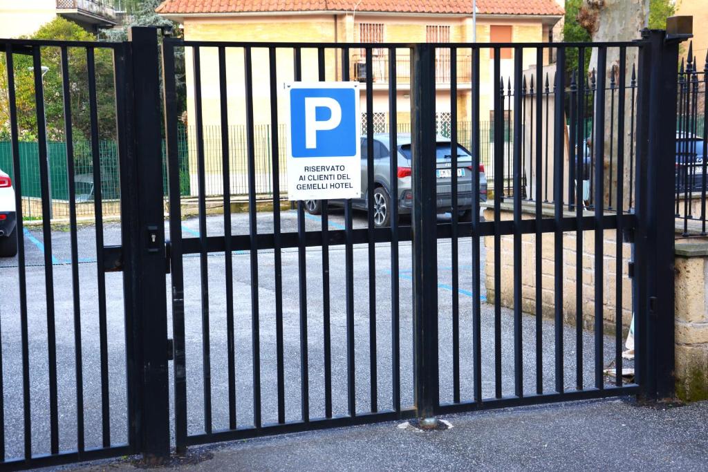 Gemelli Hotel - Resim 36