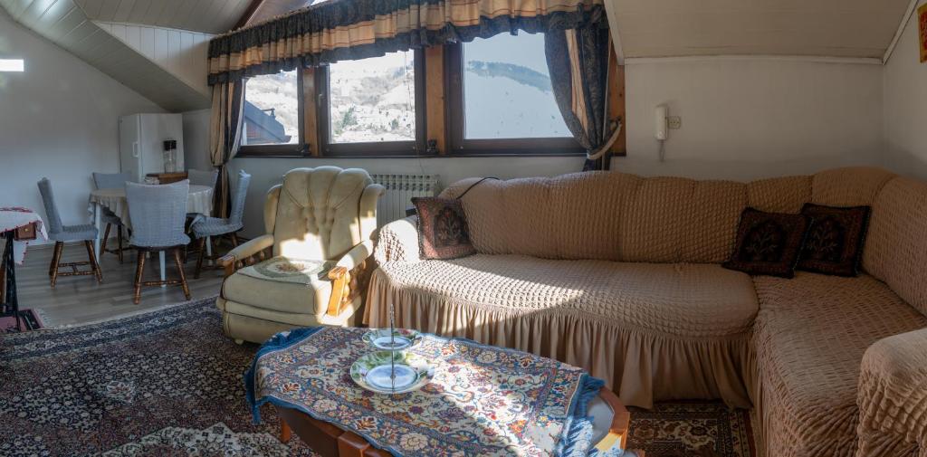 Posezení v ubytování Guest House Fena