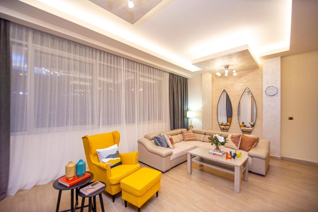 Ein Sitzbereich in der Unterkunft Adriatic Gem Luxury apartment