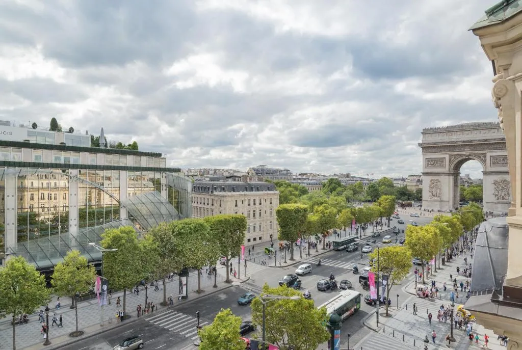 X Champs Elysées Luxury & Design, Paris, Franţa
