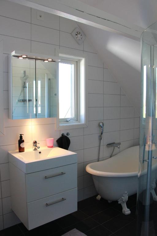 Koupelna v ubytování Bjerred B&B