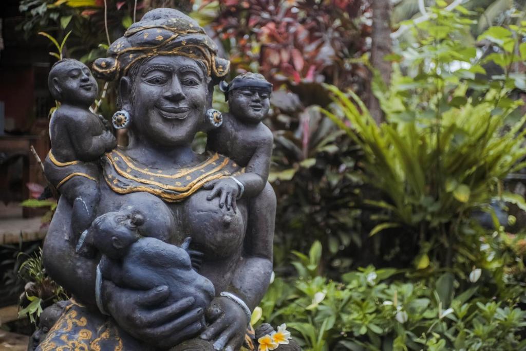 Zahrada ubytování Nirwa 1 Ubud Guesthouse