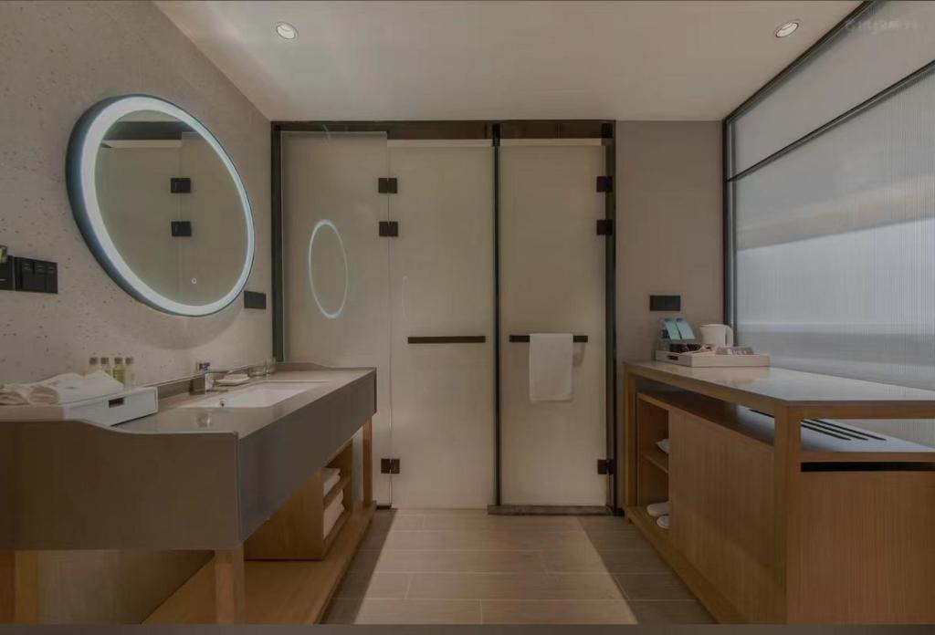Hilton Garden Inn Nantong Xinghu - キングルーム