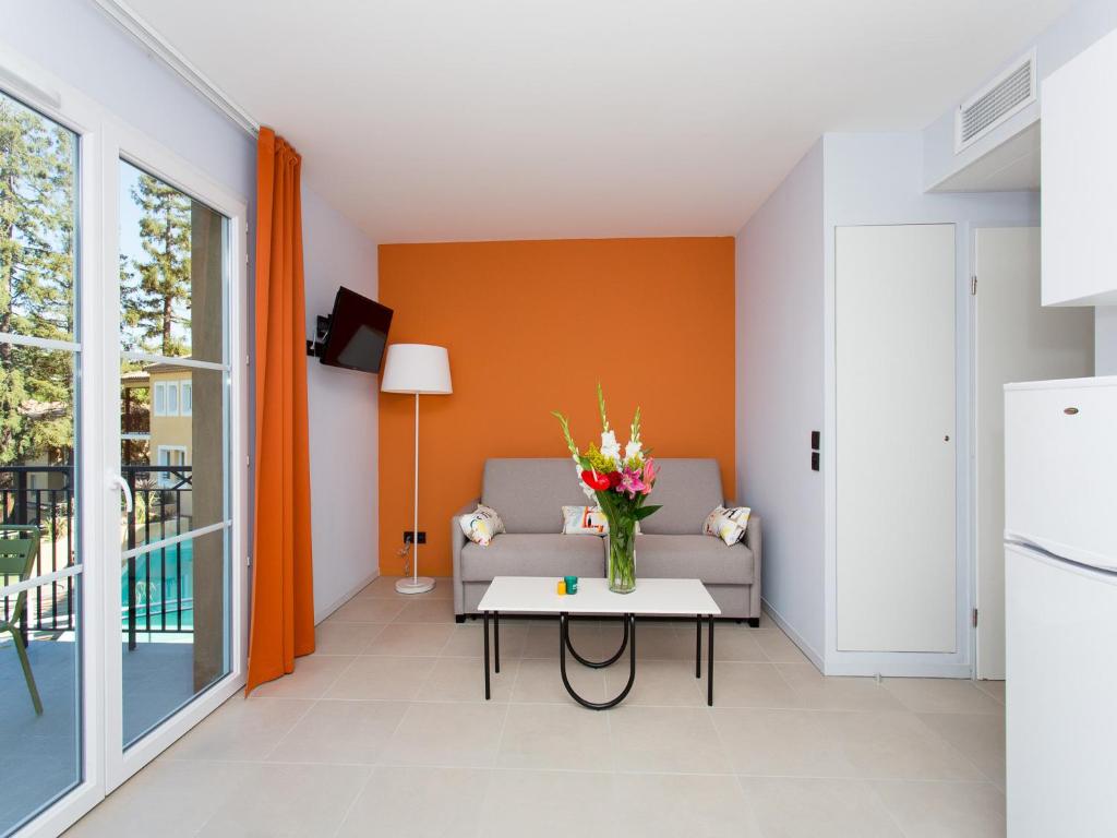 Adonis Mougins - Two-Bedroom Apartment (6 People)
