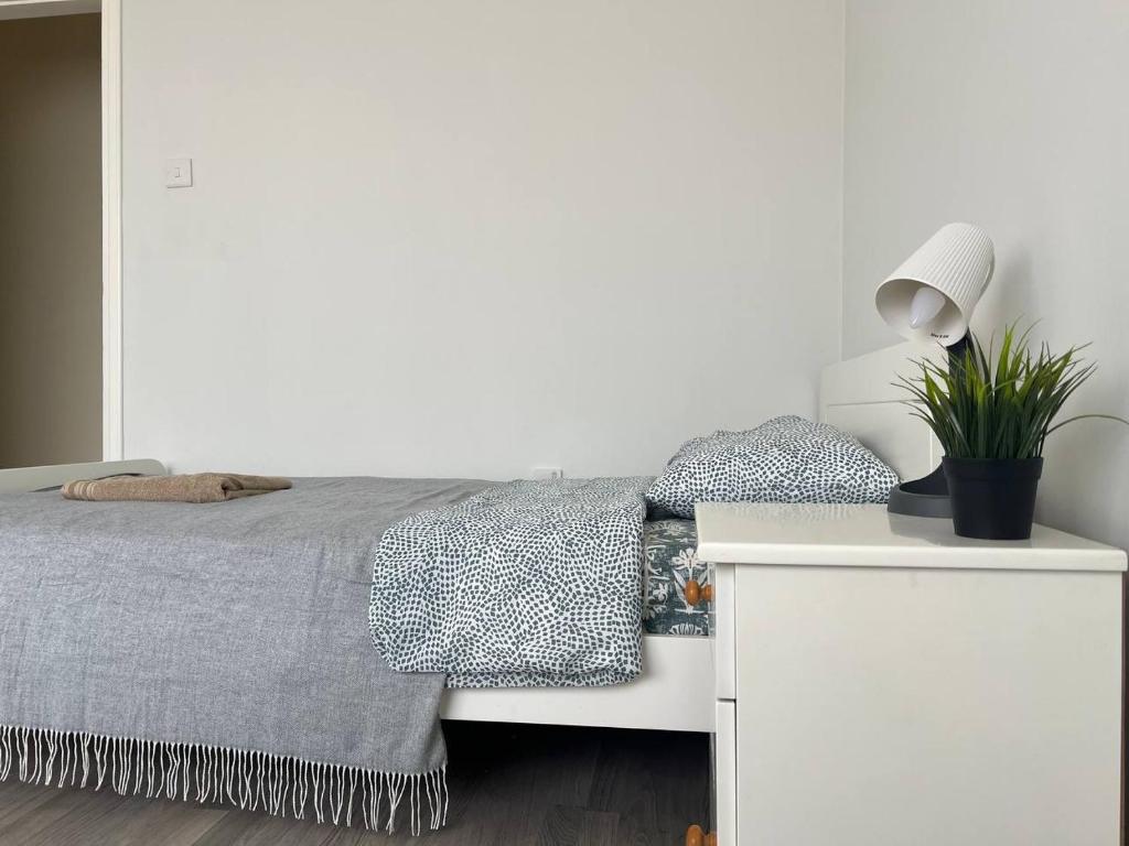 Postel nebo postele na pokoji v ubytování Quiet place