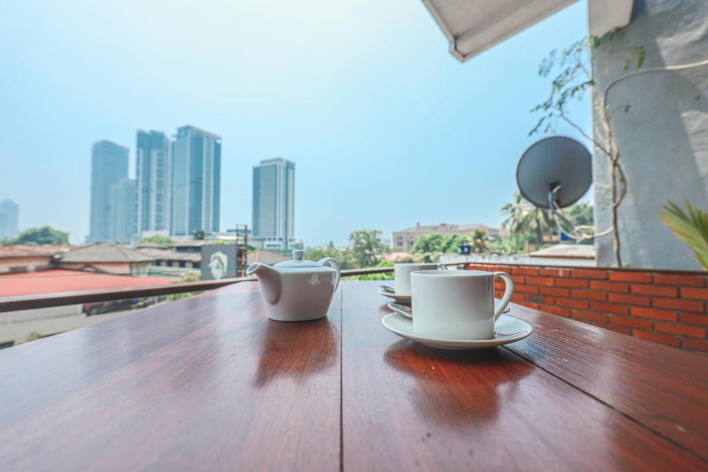 Příslušenství pro přípravu čaje a kávy v ubytování Regent Residencies - Colombo
