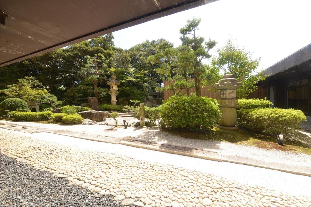 Zahrada ubytování Ooedo Onsen Monogatari Awara