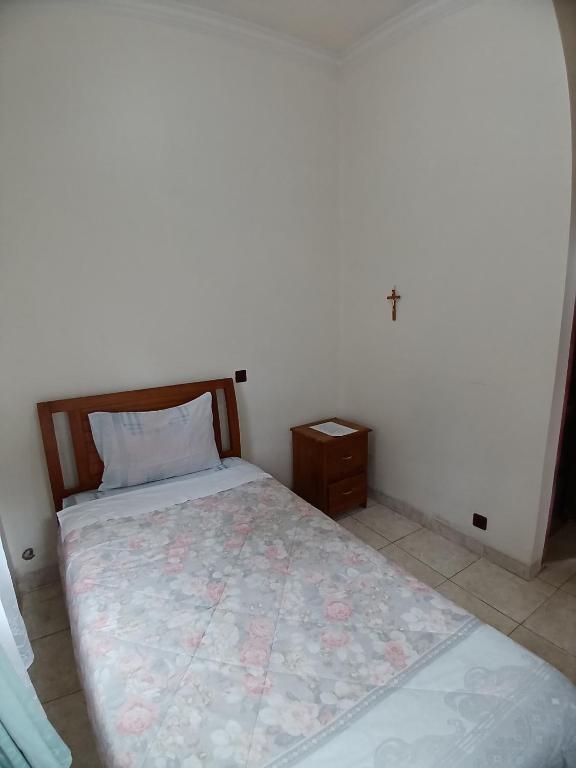 Postel nebo postele na pokoji v ubytování Hotel MBC Ruteng