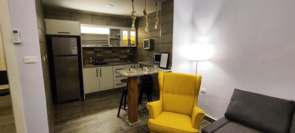 Kuchyň nebo kuchyňský kout v ubytování The Boutique Hotel Amman