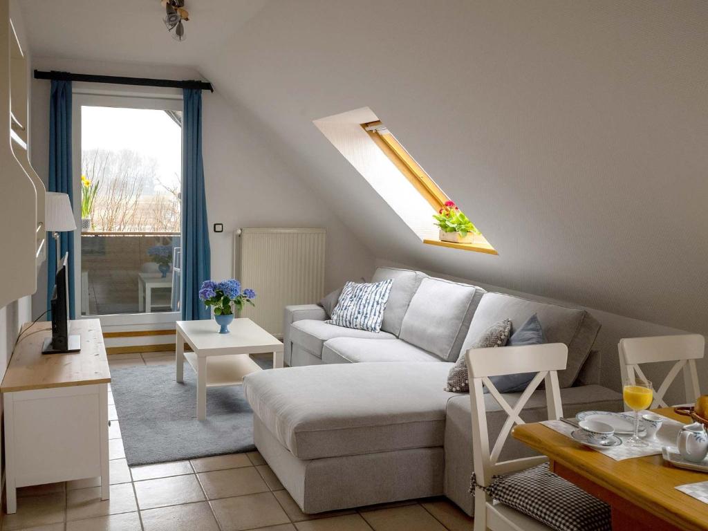 Trabbi-Haus - Two-Bedroom Apartment With Balcony