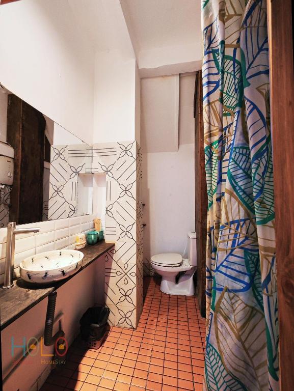 HoLo Opera Saigon - Serviced Homestay - Studio