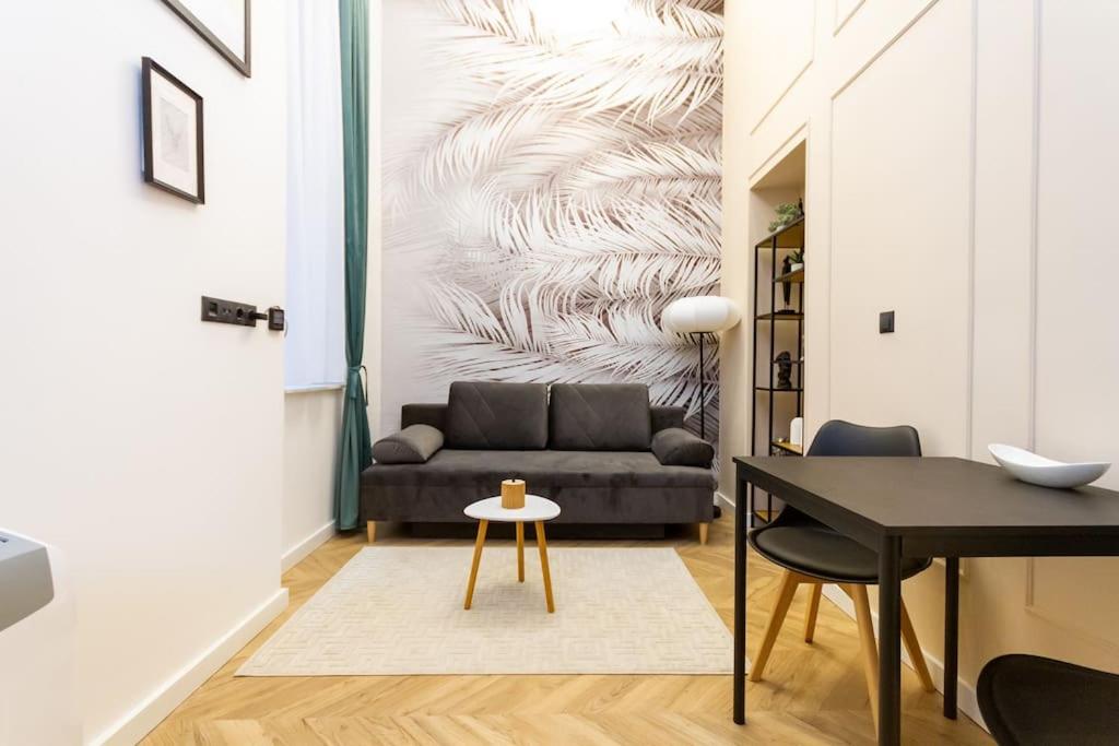 Chic Csengery Studio by NeWave Apartments 1067 Budapest, 54 Csengery utca kép - 1