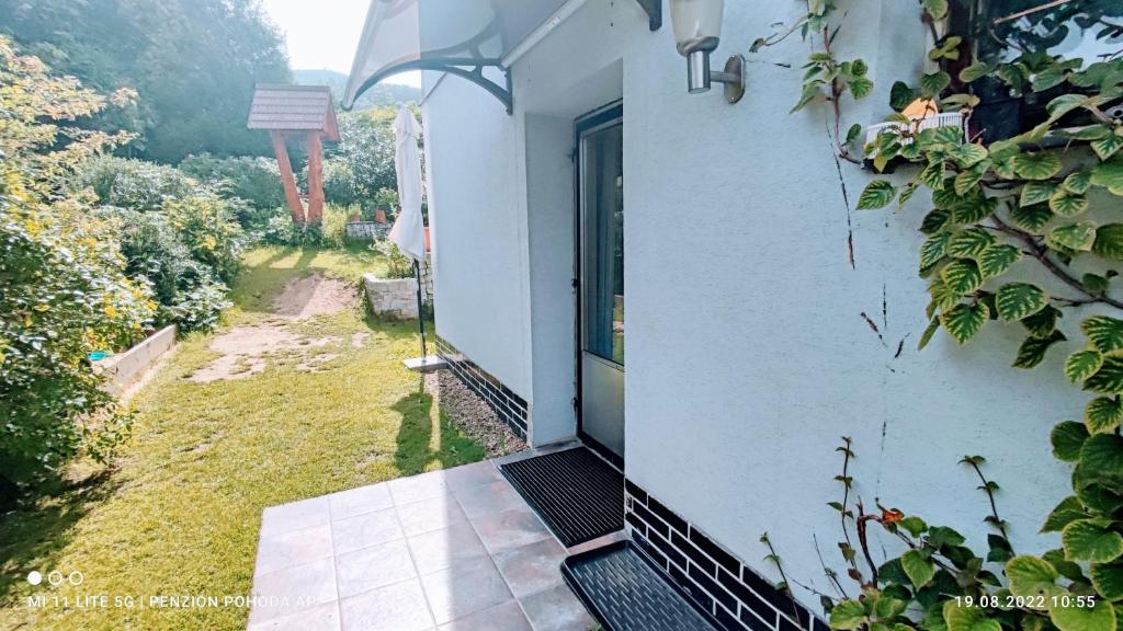 Penzion Pohoda - apartmány - Suite With Garden View