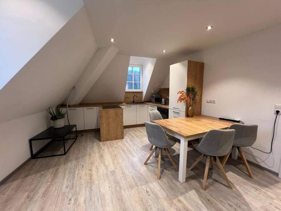 Fotografie z fotogalerie ubytování Zentrale Wohnung in Prüm für Traum-Urlaub v destinaci Prüm