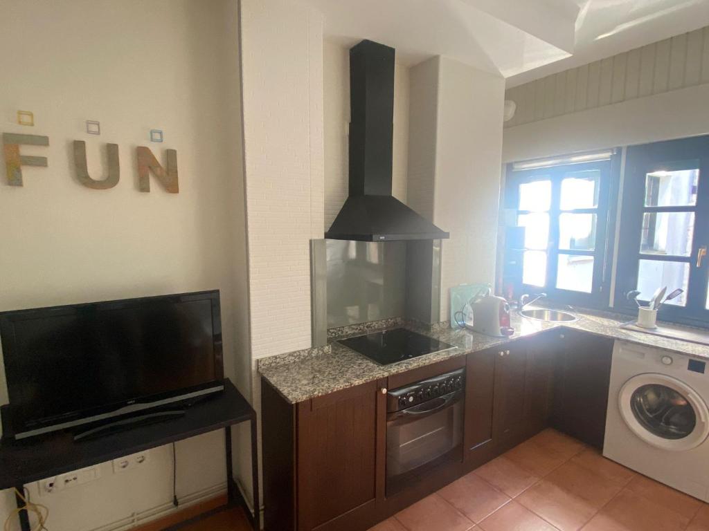 Apartamentos Hevia - One-Bedroom Apartment