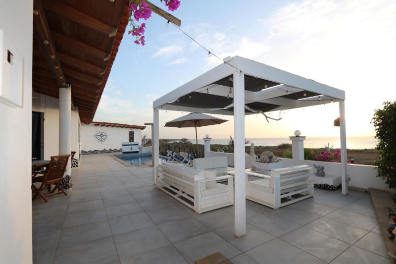 Patio nebo venkovní prostory v ubytování L' Ancora - Room With Exclusive Pool And Terrace