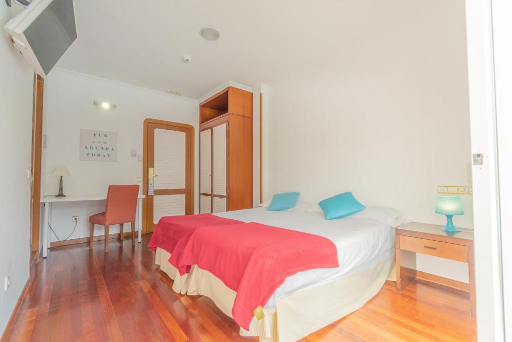 Hotel Náyade - Habitación Gemela Con Vista Al Lago