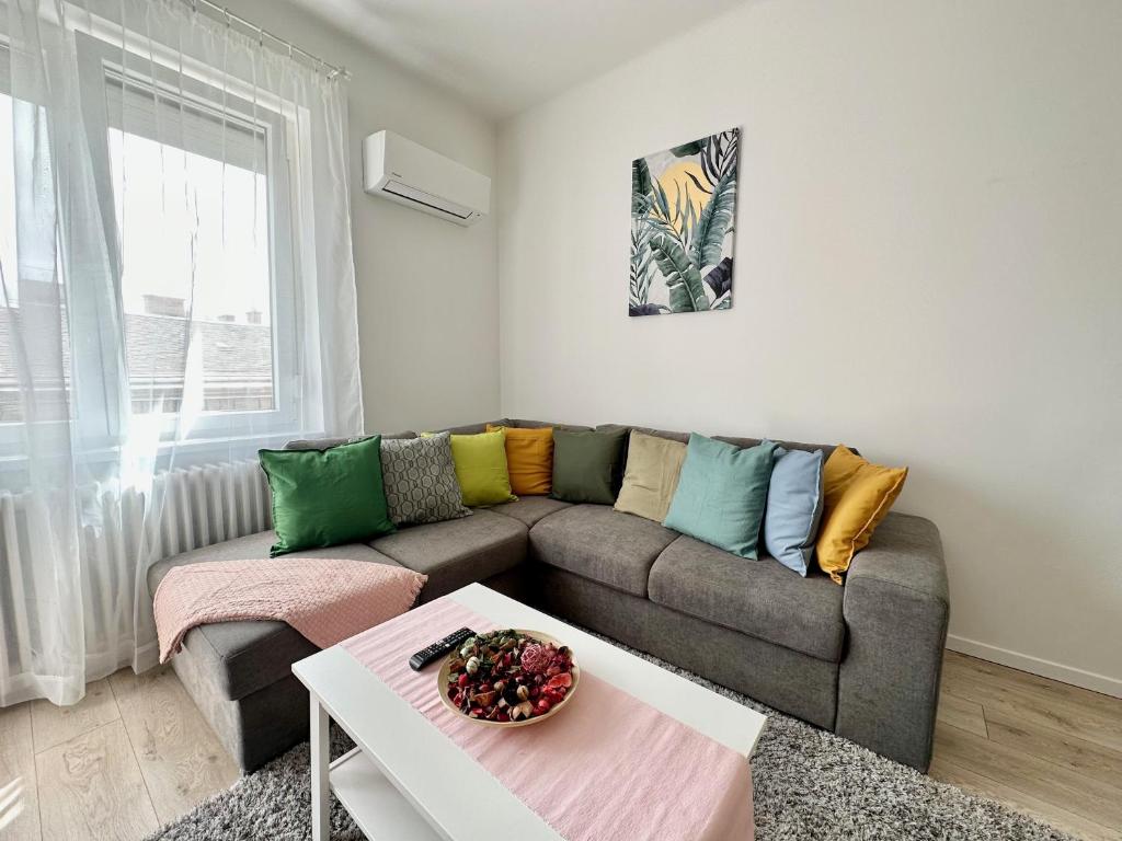 Brand New DobHouse 2BDR 2BTHR 1072 Budapest, Dob utca 46. kép - 1