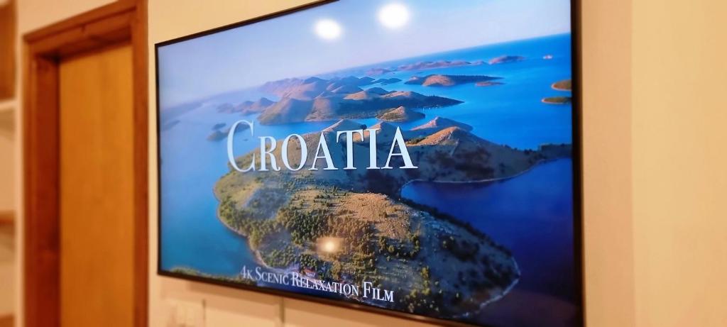 TV a/nebo společenská místnost v ubytování RD Apartments Center Zadar