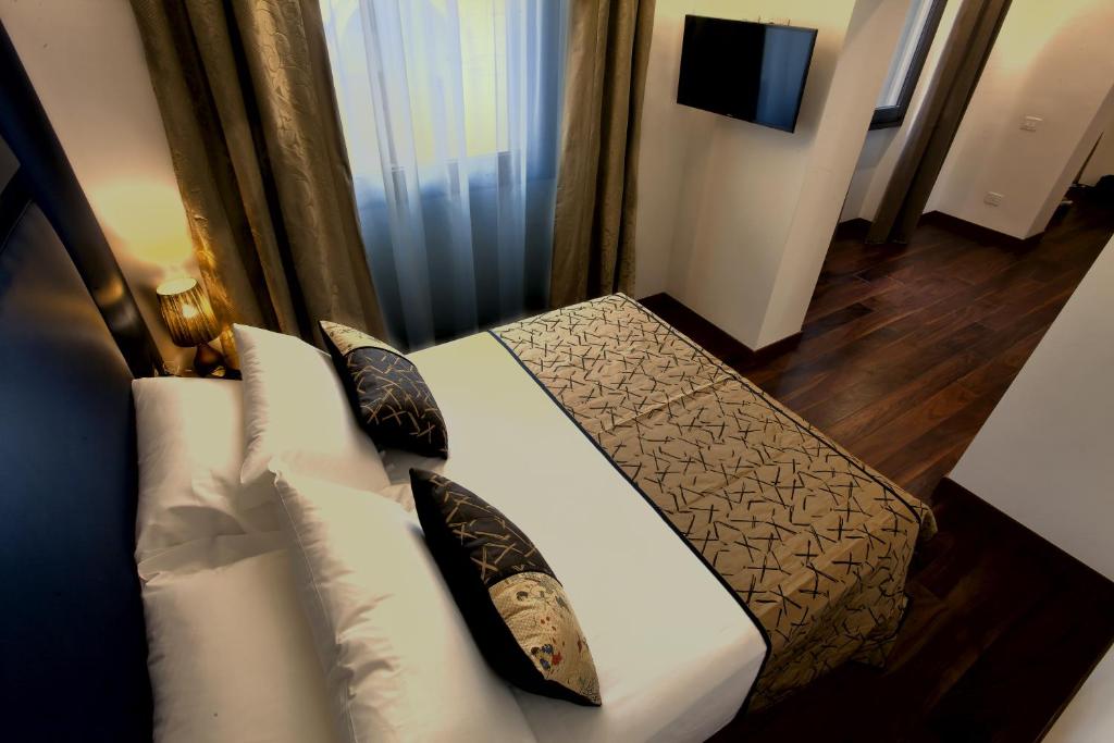 Palazzo Cartari - 17