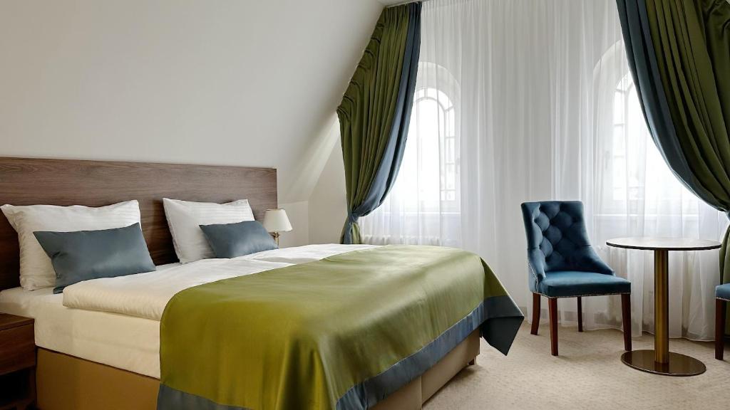 
Family Room - Annex Building
