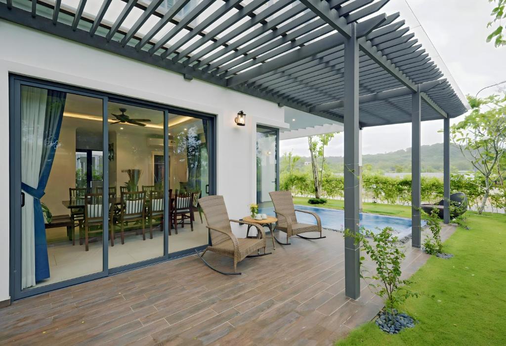 Sunset Sanato Resort & Villas - 2